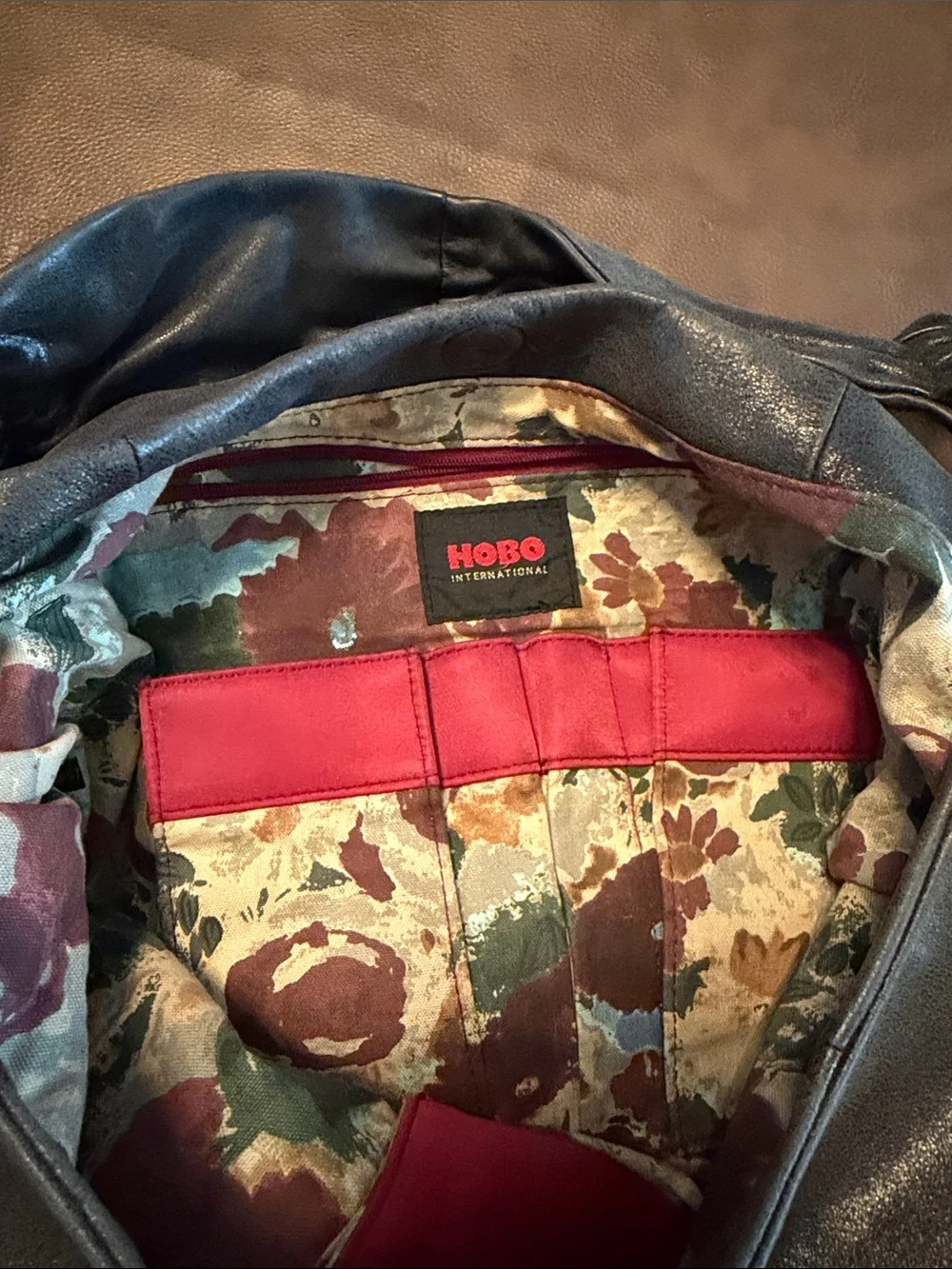 HOBO international shoulder